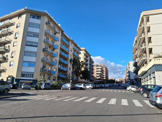 Appartamento in vendita a Catania Sanzio/Veneto/Michelangelo/Vagliasindi
