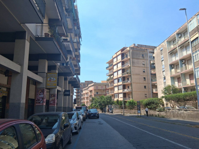 Appartamento in vendita a Catania Vulcania
