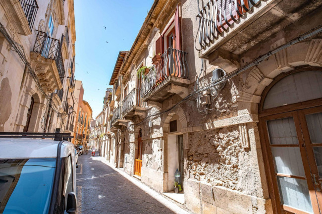Appartamento in vendita a Siracusa Ortigia