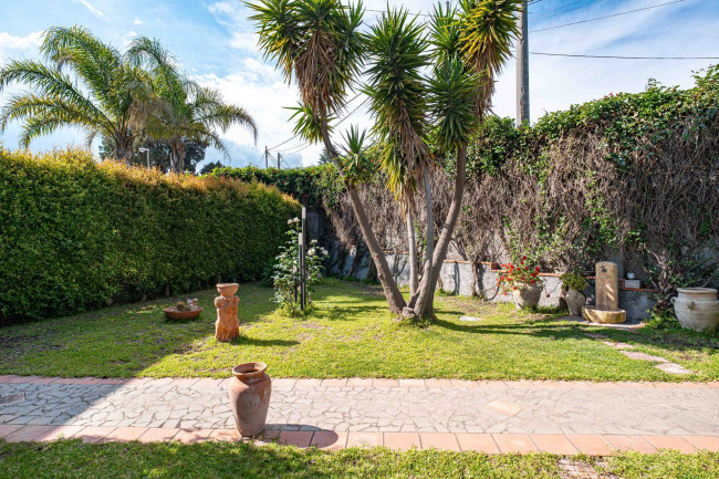 Villa in vendita a Trecastagni 