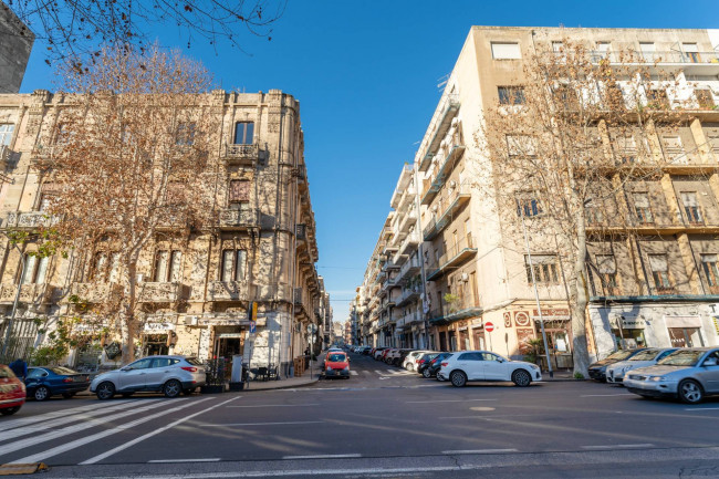 Appartamento in vendita a Catania Corso Italia / Tribunale