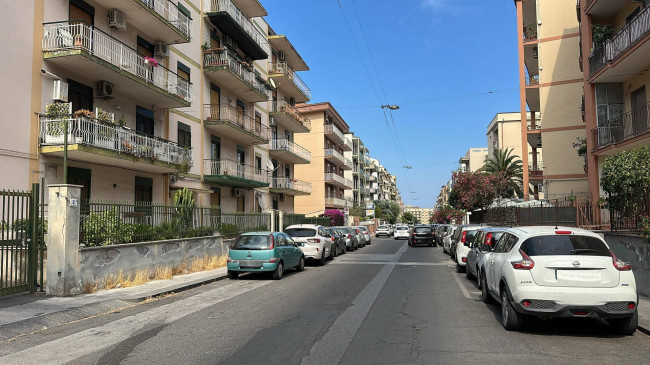 Appartamento in vendita a Catania Vulcania