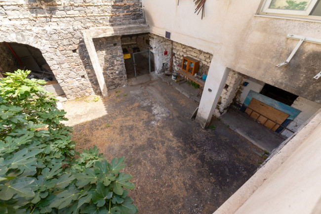 Casa singola in vendita a Catania Via P. Nicola - Picanello