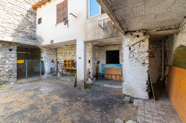Casa singola in vendita a Catania Via P. Nicola - Picanello