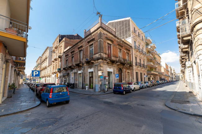 Appartamento in vendita a Catania Zona centro