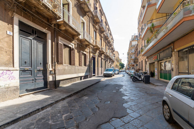 Appartamento in vendita a Catania Zona centro