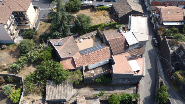 Villette a schiera in vendita a Nicolosi 