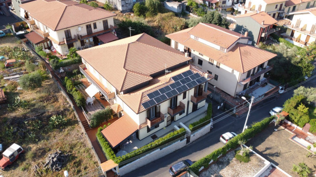 Villette a schiera in vendita a Nicolosi 