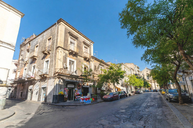Appartamento in vendita a Catania Zona centro