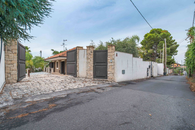 Villa in vendita a Mascalucia 