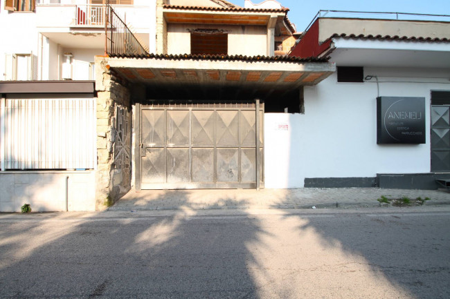 Deposito in affitto a Trentola-Ducenta