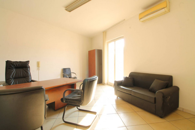 Studio/Ufficio in affitto a San Cipriano d'Aversa