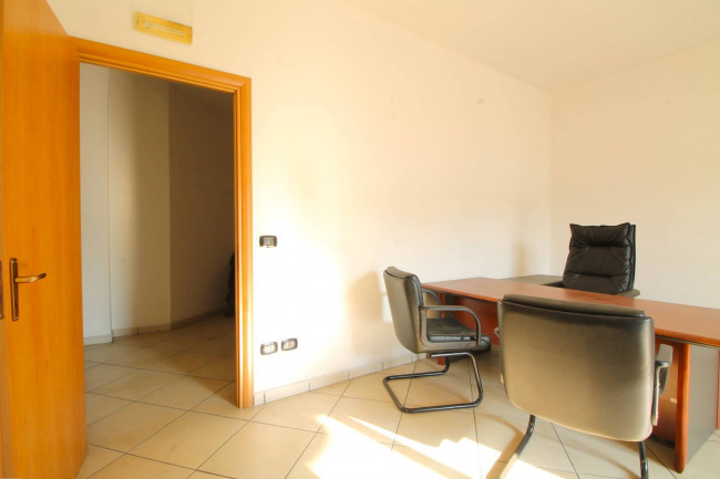 Studio/Ufficio in affitto a San Cipriano d'Aversa