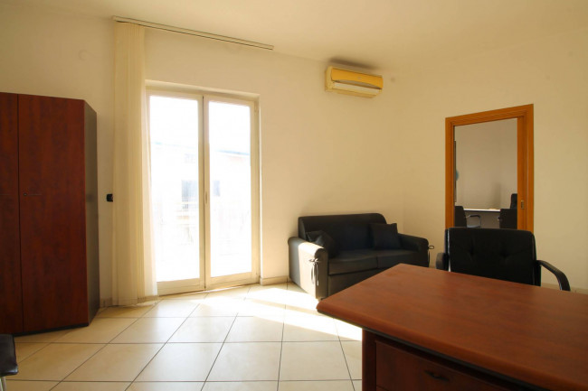 Studio/Ufficio in affitto a San Cipriano d'Aversa