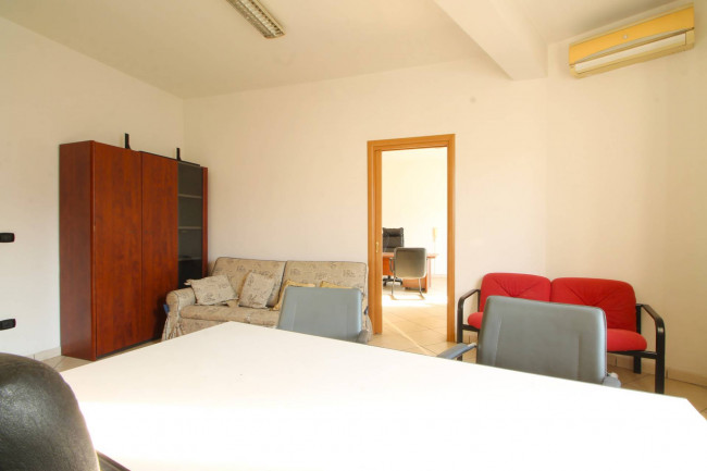 Studio/Ufficio in affitto a San Cipriano d'Aversa