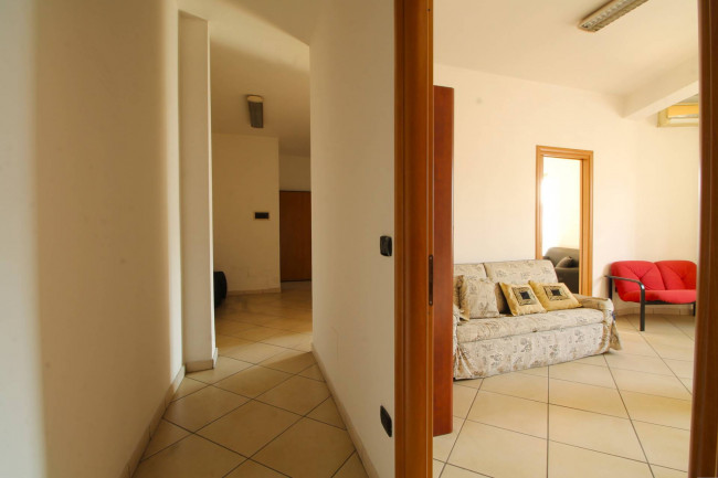 Studio/Ufficio in affitto a San Cipriano d'Aversa