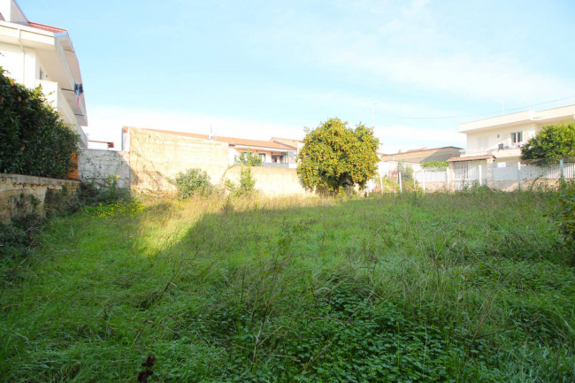 Terreno edificabile in vendita a Frignano