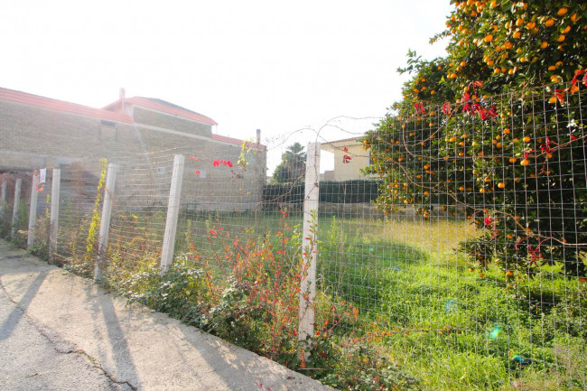 Terreno edificabile in vendita a Frignano