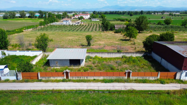 Terreno Agricolo in vendita a Villa di Briano