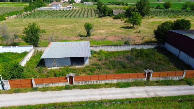 Terreno Agricolo in vendita a Villa di Briano