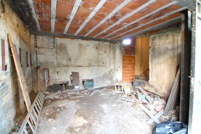 Deposito in affitto a Trentola-Ducenta