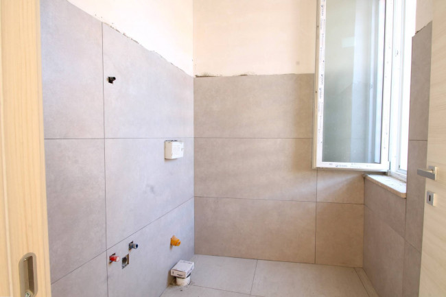 Locale commerciale in vendita a Casaluce