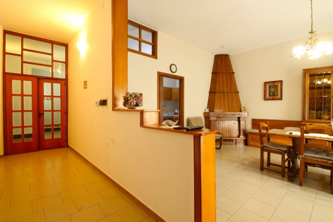 Villa in vendita a Casapesenna