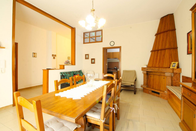 Villa in vendita a Casapesenna