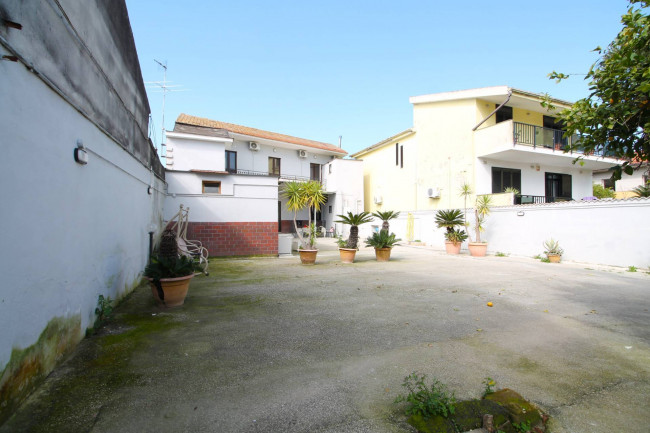 Casa singola in vendita a Villa Literno