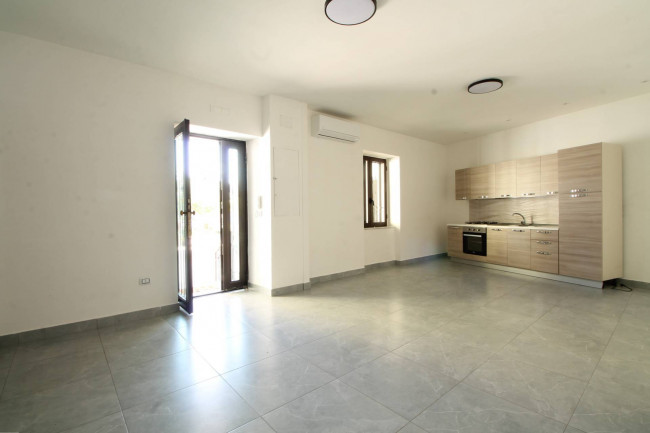 Casa singola in vendita a Villa Literno