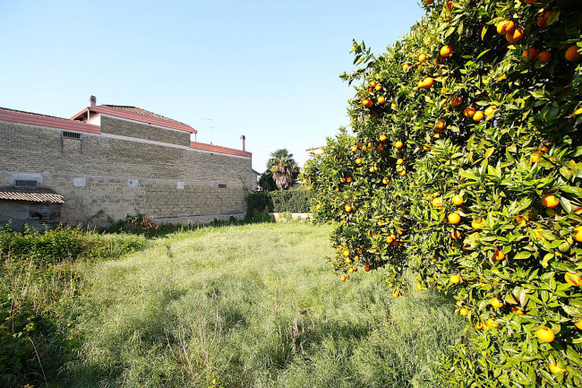 Terreno edificabile in vendita a Frignano
