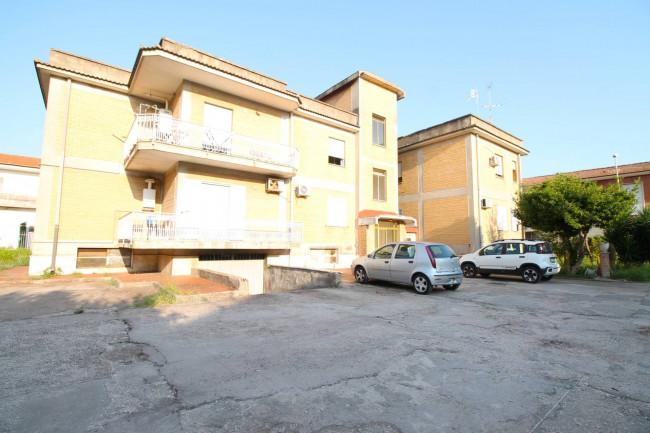 Garage in vendita a Frignano
