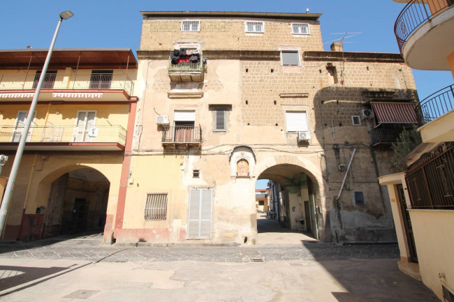 Appartamento in vendita a Orta di Atella