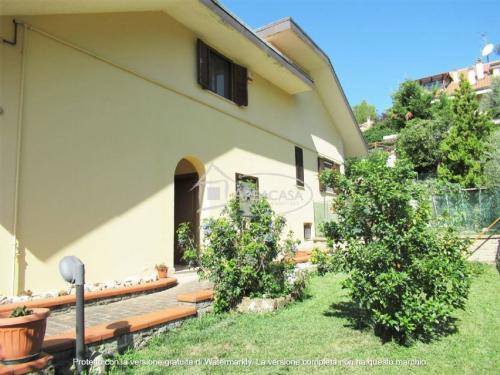 Villa in vendita a Ascoli Piceno