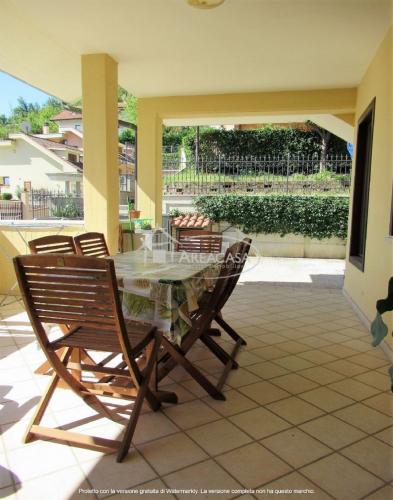 Villa in vendita a Ascoli Piceno