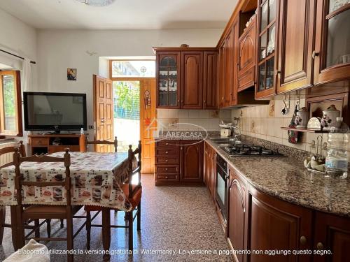 Casa singola in vendita a Acquasanta Terme