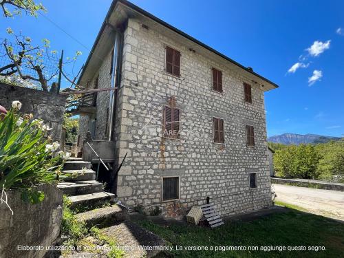 Casa singola in vendita a Acquasanta Terme