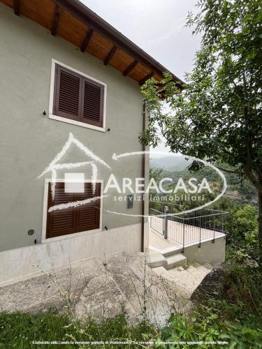 Casa singola in vendita a Acquasanta Terme