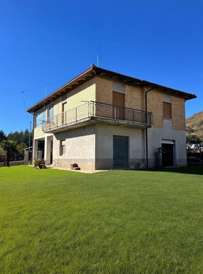 Casa singola in vendita a Venarotta