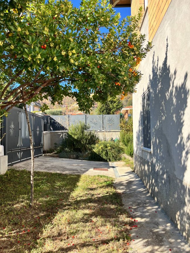 Casa singola in vendita a Venarotta