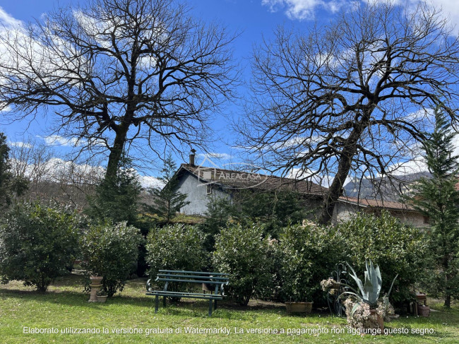 Casa singola in vendita a Acquasanta Terme