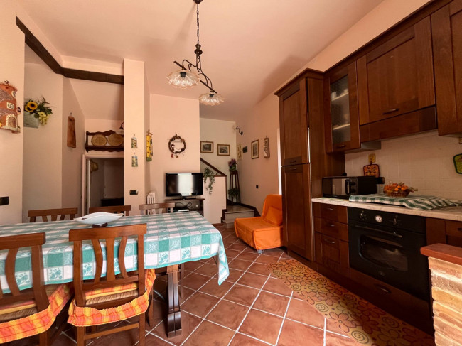 Casa singola in vendita a Rotella