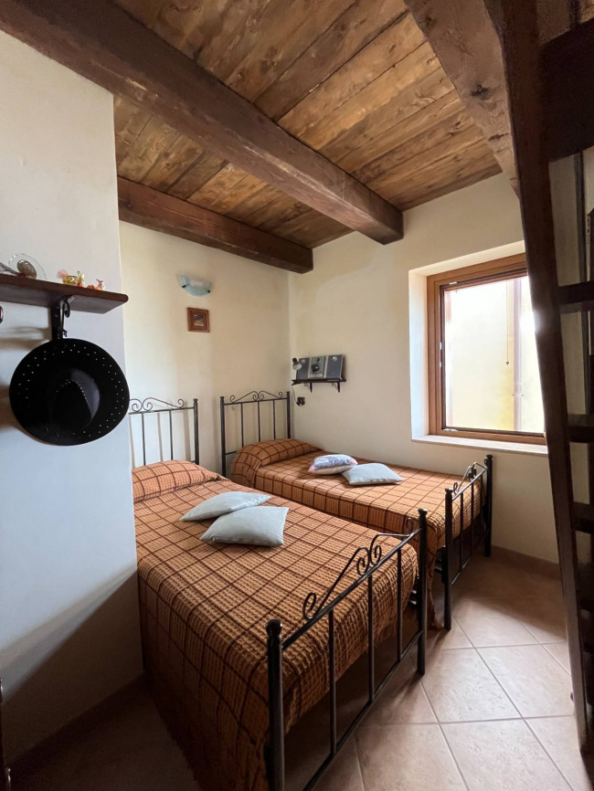 Casa singola in vendita a Rotella