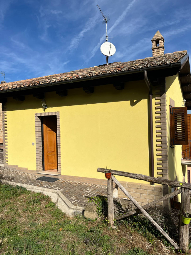 Casa singola in vendita a Rotella
