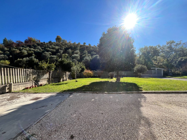 Casa singola in vendita a Folignano