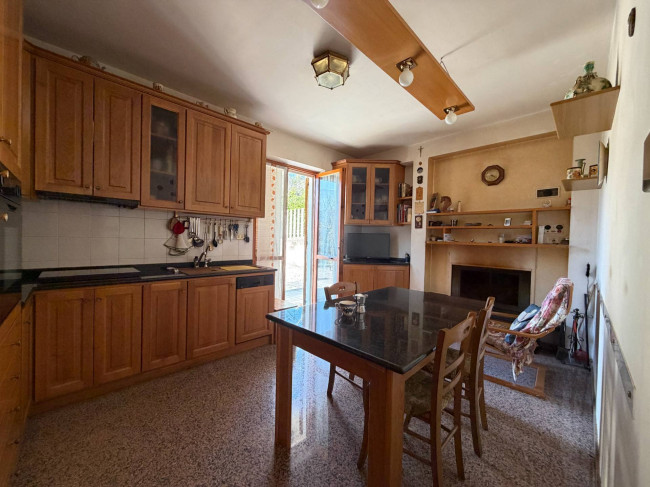 Casa singola in vendita a Folignano