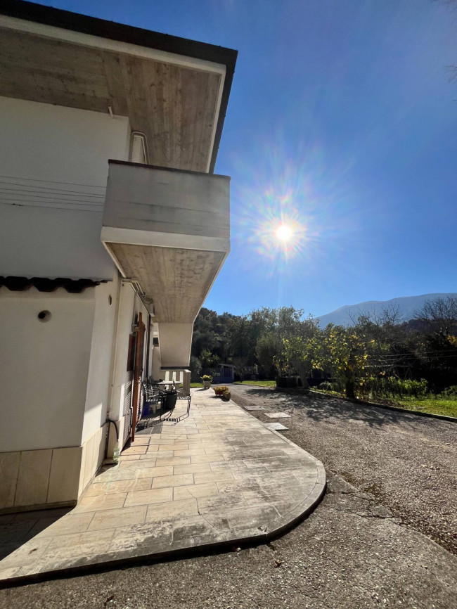 Casa singola in vendita a Folignano