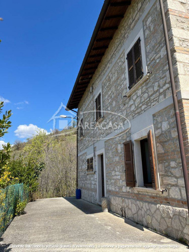 Casa singola in vendita a Acquasanta Terme