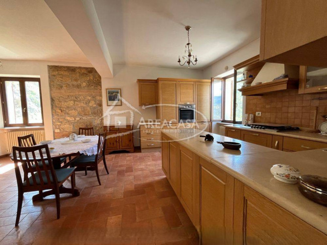 Casa singola in vendita a Acquasanta Terme