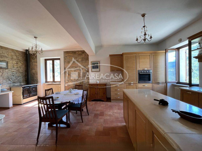 Casa singola in vendita a Acquasanta Terme